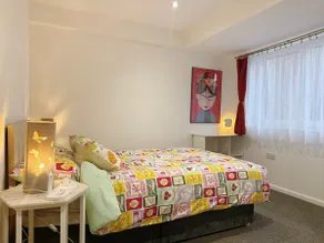 Modern Canal-view 2BR Flat near Tram, City& Uni - Image 4