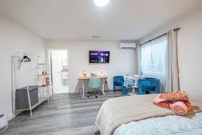 Blue-Style Remote Worker Studio | Desk & Kitchen - Image 5