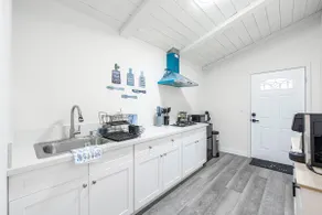 Blue-Style Remote Worker Studio | Desk & Kitchen - Image 4