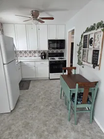 Adventure Awaits in Pinconning’s Cozy Bay Getaway - Image 3