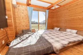 Exclusive rental with a view of Mt. Fuji | Warm wood, living room with a view | 96㎡ | Maximum 10 guests - Image 4