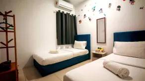 Ipoh Manhattan Free Waterpark 3BR 8pax Family Suite Mha308 by City Home Empire - Image 4