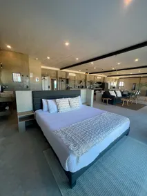 Grand Ocean View Suite with Private Pool - Image 3