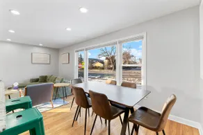 Bright & Modern 4BR Skokie Retreat - Image 3