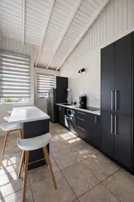 Culebra Sleeps 12 | Hotel Beds | Walk to Ferry - Image 3