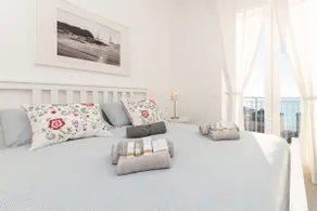 [Panoramic Sea View] Private Garage, Elevator - Image 4