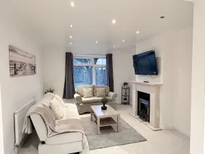 Meon house 3 bed luxury with 2 Kings and 1 double - Image 3