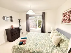 Meon house 3 bed luxury with 2 Kings and 1 double - Image 2