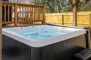 Wellness Retreat • Hot Tub • King Bed • Sleeps 5 - Image 2