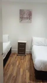 City Sparrow Apartment 3 - Image 3