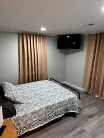 Spacious Home w/ Pool Table - Image 4
