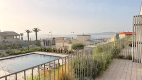 Excellent flat with swimming pool and sea views - Image 2