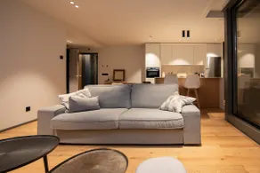 Excellent flat with swimming pool and sea views - Image 5