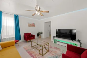 Grand Group Stay|Sleeps 20|Parking|Easy NYC Access - Image 3