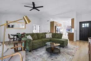 Renovated Oasis with FREE Heated Pool - Image 2