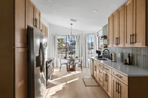 Renovated Oasis with FREE Heated Pool - Image 4
