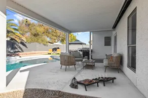 Renovated Oasis with FREE Heated Pool - Image 3