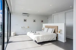 Luxury 6BRVilla-Sea Views-Heated Pool-Jacuzzi-Gym - Image 4