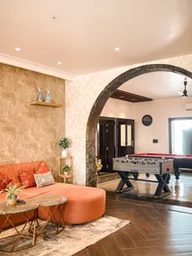 Stylish 3BR Stay w/ Balcony & Parking | Raja Park - Image 2