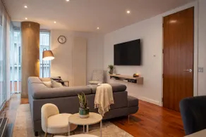 Luxury 2BR Apt | Central + Free secure Parking - Image 4
