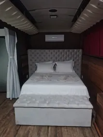 bus cabin - Image 5