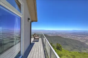 A beautiful spacious house on Summit - Image 5