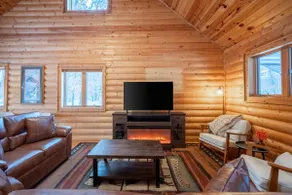 *New to AirBnB* Wild Pines Getaway - Image 3