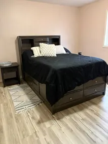 Cozy 2 bedroom duplex - Image 2