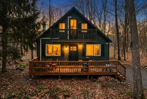 Relaxing Retreat W/ Hot Tub Near Pocono Mountains - Image 3