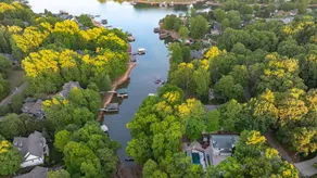 Lake Norman Dock| Heated Pool | HotTub | Game Room - Image 5