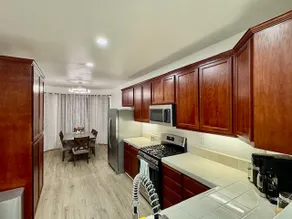 ”Bright, high ceilings for a calm, peaceful stay.” - Image 5
