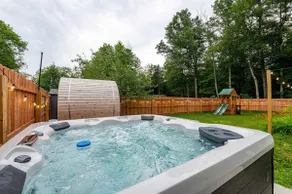 Mountain Getaway Outdoor Games Sauna Hot tub - Image 5