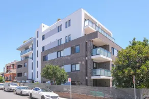 Sydney Two-Level 3BDR 3BATH near CBD & Olympic Park - Image 5