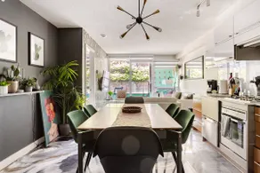 3 Bed Downtown Family Retreat by Stadium 2 Parking - Image 4