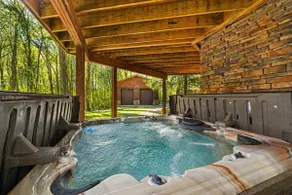 7Springs, Sleeps 12, HotTub, FirePit, Modern Cabin - Image 4