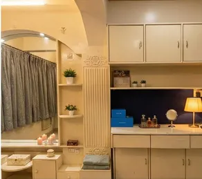 Live in the Heart of Bollywood Lokhandwala Andheri - Image 5