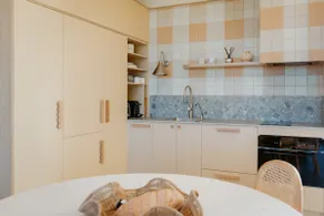 The Honey Studio Suite Farm Stay with Views - Image 4