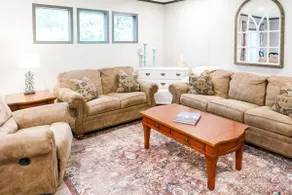 Cozy Country Hideaway | Peaceful | Near TulsaHills - Image 2