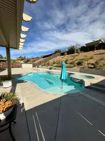 Quiet Modern Home Spacious & Work-Friendly - Image 2