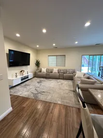 Quiet Modern Home Spacious & Work-Friendly - Image 3