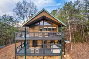 Epic Couples Getaway• Epic Mountain Views• HotTub - Image 5