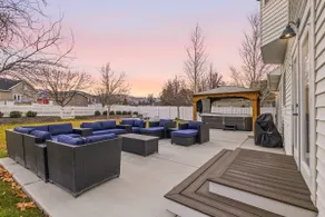 Family Friendly Home | Sleeps 12 | Mega Hot Tub - Image 4