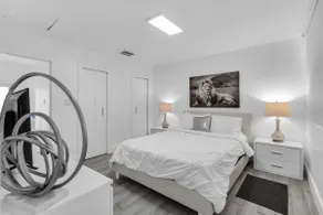 Top rated /4 ppl apt/ free parking / Westchester - Image 3