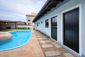 Guest House Retreat Downtown With Pool - Image 4