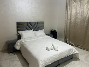 Luxury University Apartment 3 - Image 4