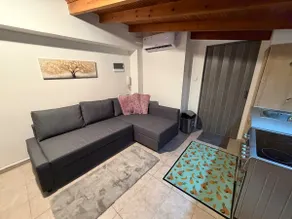 Attic 40 sq.m. in the center of Kastoria - Image 3