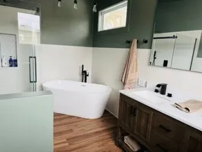 Stylish 2BR-2Bath | Master Suite | Laundry - Image 5