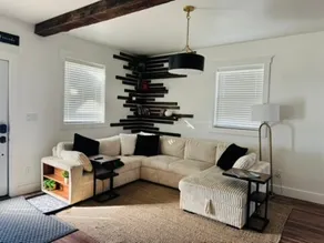 Stylish 2BR-2Bath | Master Suite | Laundry - Image 4