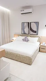 stylist 1BR | 65”TV| self_Entry|SH-23 - Image 2