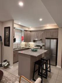 3 BR Modern Home in Windsor (WEST) by the bridge - Image 2